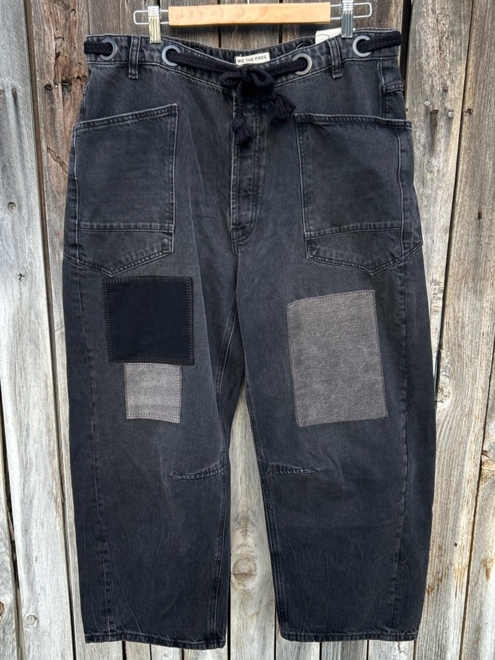 NWT Free People We The Free Moxie Low Slung Barrel Jean Night Hawk Black 33